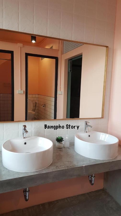 Ostello Bangpho Story Bangkok Esterno foto