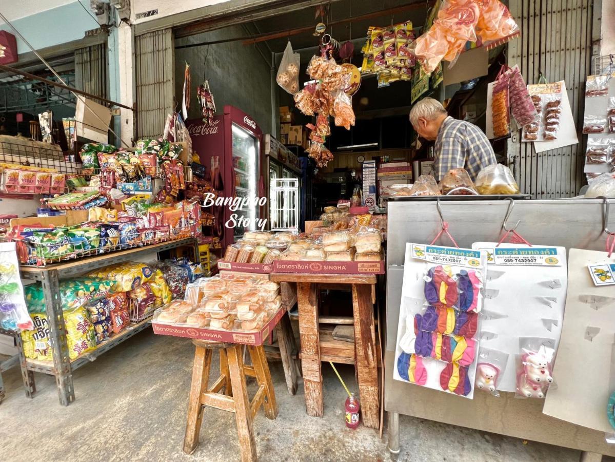 Ostello Bangpho Story Bangkok Esterno foto